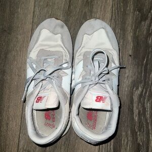 New balance shoes